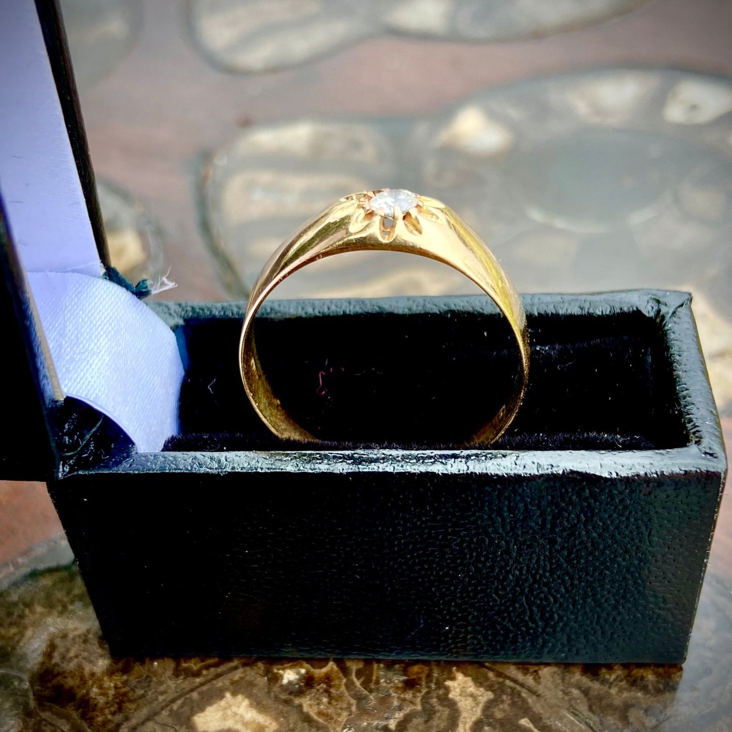 Bold Antique Solitaire Diamond 14ct Gold Ring